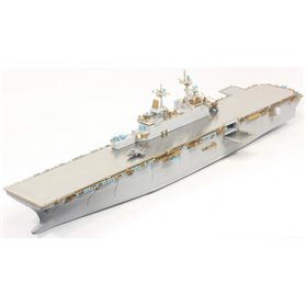 Pontos 1:350 USS LHD-2 Essex + DETAIL UPS SET