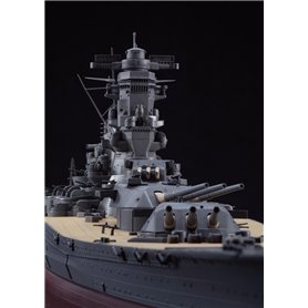 Zestaw prezentowy Hasegawa 1:450 Yamato z farbami i narzędziami