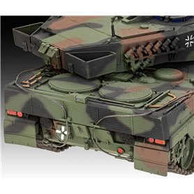 Revell 03342 1/35  Leopard 2 A6M+