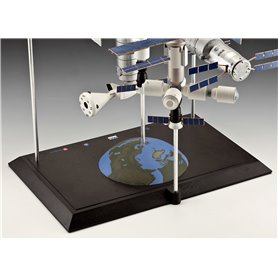 Revell 05651 1/144 Gift Set 25th Anniversary ISS Platinum Edition