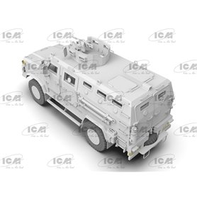 ICM 1:35 Kozak-001 - UKRAINIAN NATIONAL GUARD