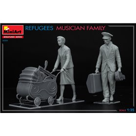Mini Art 1:35 REFUGEES MUSICIAN FAMILY