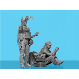ICM 1:35 WAR HAS NO GENDER - FEMALE SERVICEMAN OF THE ARMED FORCES OF UKRAINE