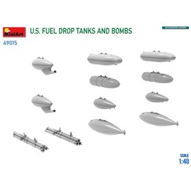 Mini Art 49015 U.S. Fuel Drop Tanks and Bombs
