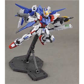 Bandai 66135 MG 1/100 BUILD STRIKE GUNDAM FULL PACKAGE GAT-X105B/FP GUN66135