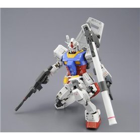 Bandai 61610 MG 1/100 RX-78-2 GUNDAM VER.3.0 BL GUN61610