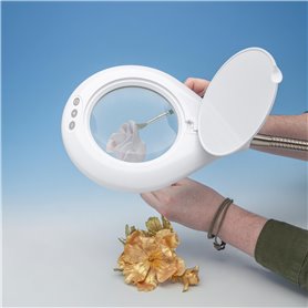 Lightcraft LC8070LED-EU LED MAGNIFIER LAMP W/FLOOR STAND