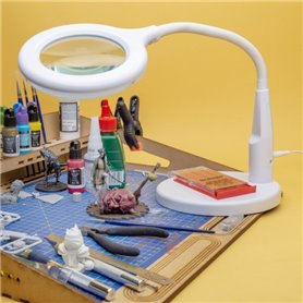 Lightcraft LC8080USB-EU Compact LED Desk Magnifier Lamp