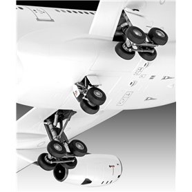 Revell 03803 1/144 A340-300 Lufthansa New Livery