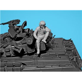 ICM 1:35 TANK CREW OF THE ARMED FORCES OF UKRAINE
