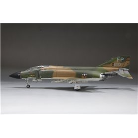 Fine Molds 1:72 F-4C - US AIR FORCE JET FIGHTER - WOLF PACK 1967