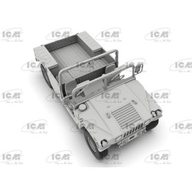ICM 1:35 Humvee M1097A2