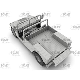 ICM 1:35 Humvee M1097A2