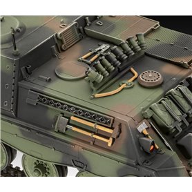 Revell 03353 1/35 Raketenjagdpanzer Jaguar 1