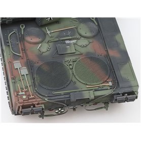 Tamiya 1:35 Leopard 2 A7V - GERMAN MAIN BATTLE TANK