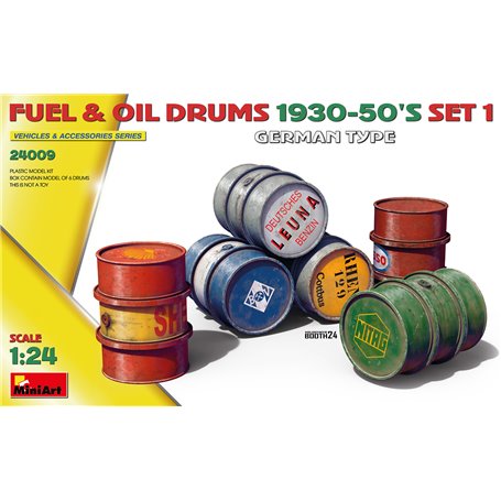 Mini Art 24009 Fuel & Oil Drums 1930-50's Set 1 German Type