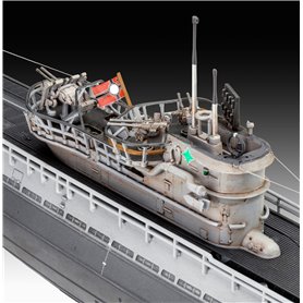Revell 05167 1/144 German Submarine T.IX C/40
