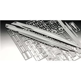 Revell 05167 1/144 German Submarine T.IX C/40
