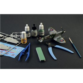 Italeri 1:72 Supermarine Spitfire Mk.IX - COMPLETE SET FOR MODELING - z farbami