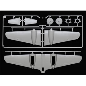Tamiya 25217 1/48 Mitsubishi Ki-46 III Type 100 & 4x4 Light Vehicle Kurogane Set