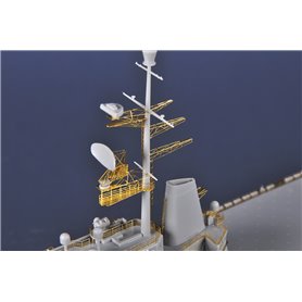 Trumpeter 1:35 Jeanne d'Arc 2008 - FRENCH NAVY HELICOPTER CRUISER