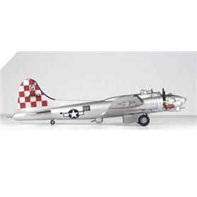 Academy 1:72 Boeing B-17G Flying Fortress - SPECIAL NOSE ART EDITION