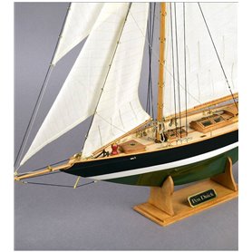 ARTESANIA LATINA 22418N Jacht Pen Duick 1:28