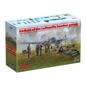 ICM DS4805 Airfield of The Luftwaffe Bomber Group