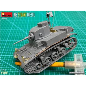 Mini Art 1:35 M3 Stuart Diesel - EARLY PRODUCTION