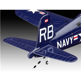 Revell 05641 Gift Set 1/48 F4U-4 Corsair FB