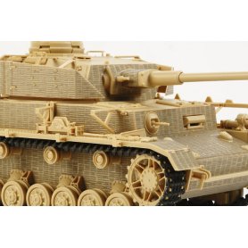 TAMIYA 12650 1/35 PANZER IVJ ZIM S.
