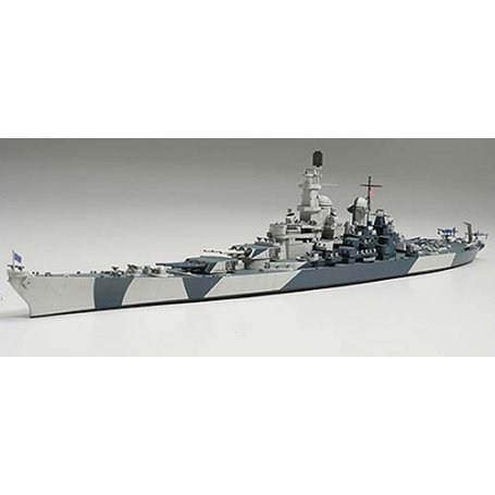 Tamiya 1:700 USS Iowa BB-61 