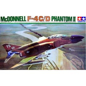 Tamiya 1:32 McDonnell F-4 C/D Phantom II 