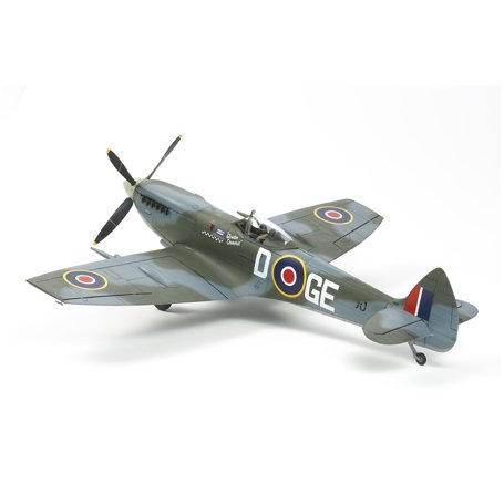 Tamiya 1:32 Supermarine Spitfire Mk.XVIe 