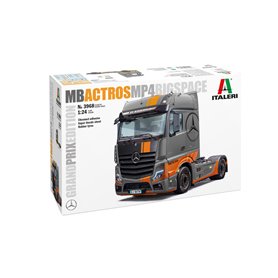 Italeri 1:24 Mercedes Benz Actros MP4 Big Space - GRAND PRIX EDITION