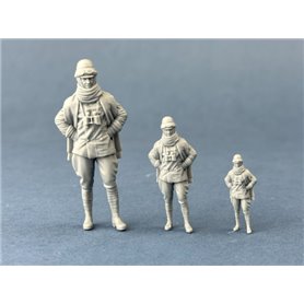 Copper State Models F72-001 Italian Airman in Roold Crash Helmet