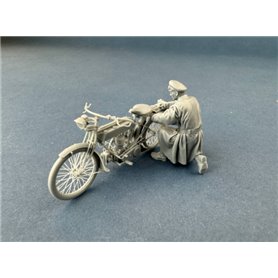 Copper State Models F32-061 British Dispatch Rider Checking Motorcycle