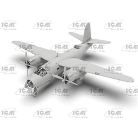 ICM 48323 B-26G Marauder WWII American/French Bomber