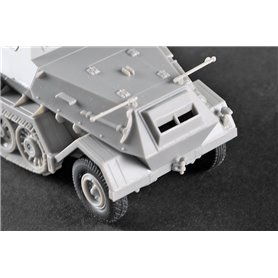 Trumpeter 1:72 Sd.Kfz.8 Gepanzerte 12t