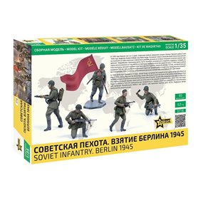 Zvezda 1:35 SOVIET INFANTRY BERLIN 1945 