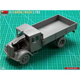 Mini Art 38082 3t Cargo Truck L701
