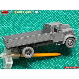 Mini Art 38082 3t Cargo Truck L701