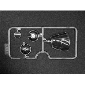 ICM 48268 Captured Heinkel