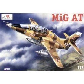 Amodel 1:72 Mikoyan-Gurevich MiG AT 