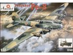 Amodel 1:72 Petlyakov Pe-8 and AS-2