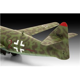 Revell 63774 Model Set 1/72 Messerschmitt P.1099A - P-Series