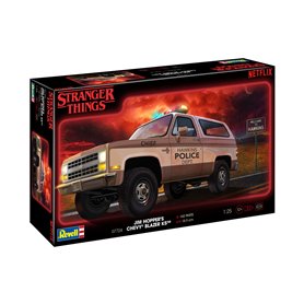 Revell 67724 Model Set 1/25 "Stranger Things" Chevrolet K5 Blazer