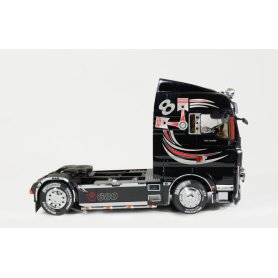 Italeri 1:24 3895 MAN TGX XLX