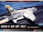 Academy 1:72 F-8E VF-162 THE HUNTERS