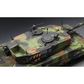 MENG TS-016 Leopard 2 A4
